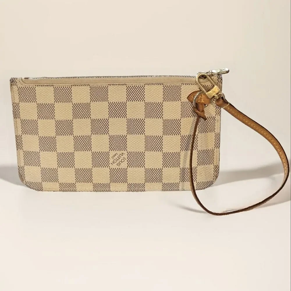 Louis Vuitton leather Neverfull Pochette Damier Azur Small clutch Wristlet